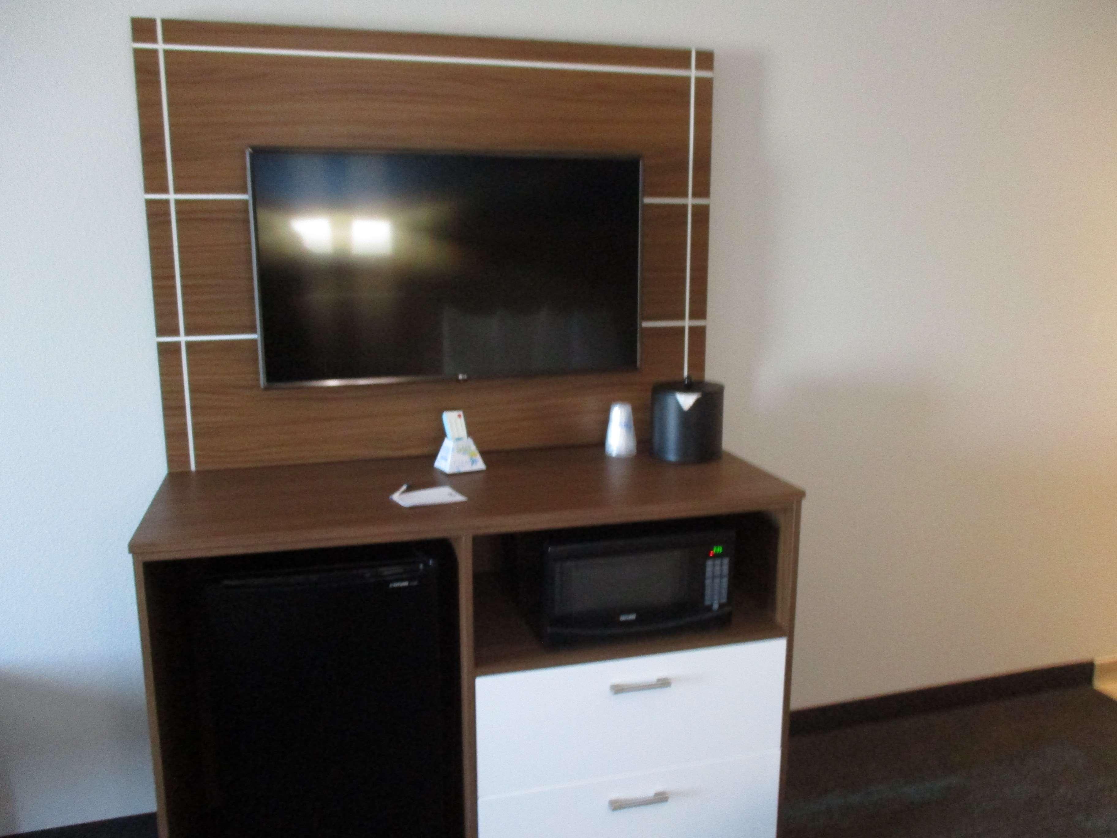 Best Western Plus Coweta'S 1St Hotel Buitenkant foto