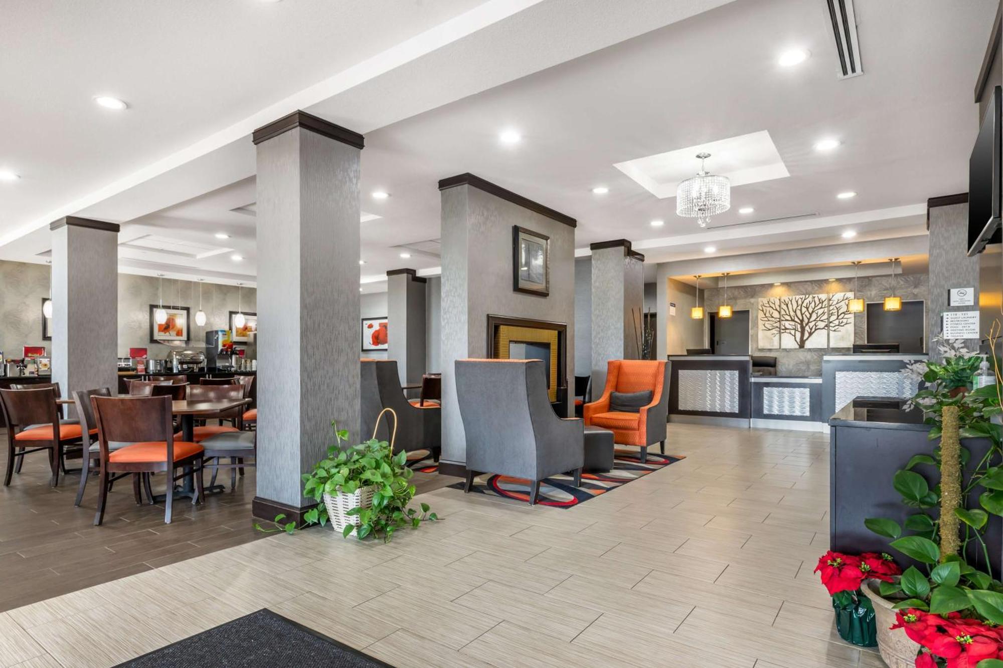 Best Western Plus Coweta'S 1St Hotel Buitenkant foto
