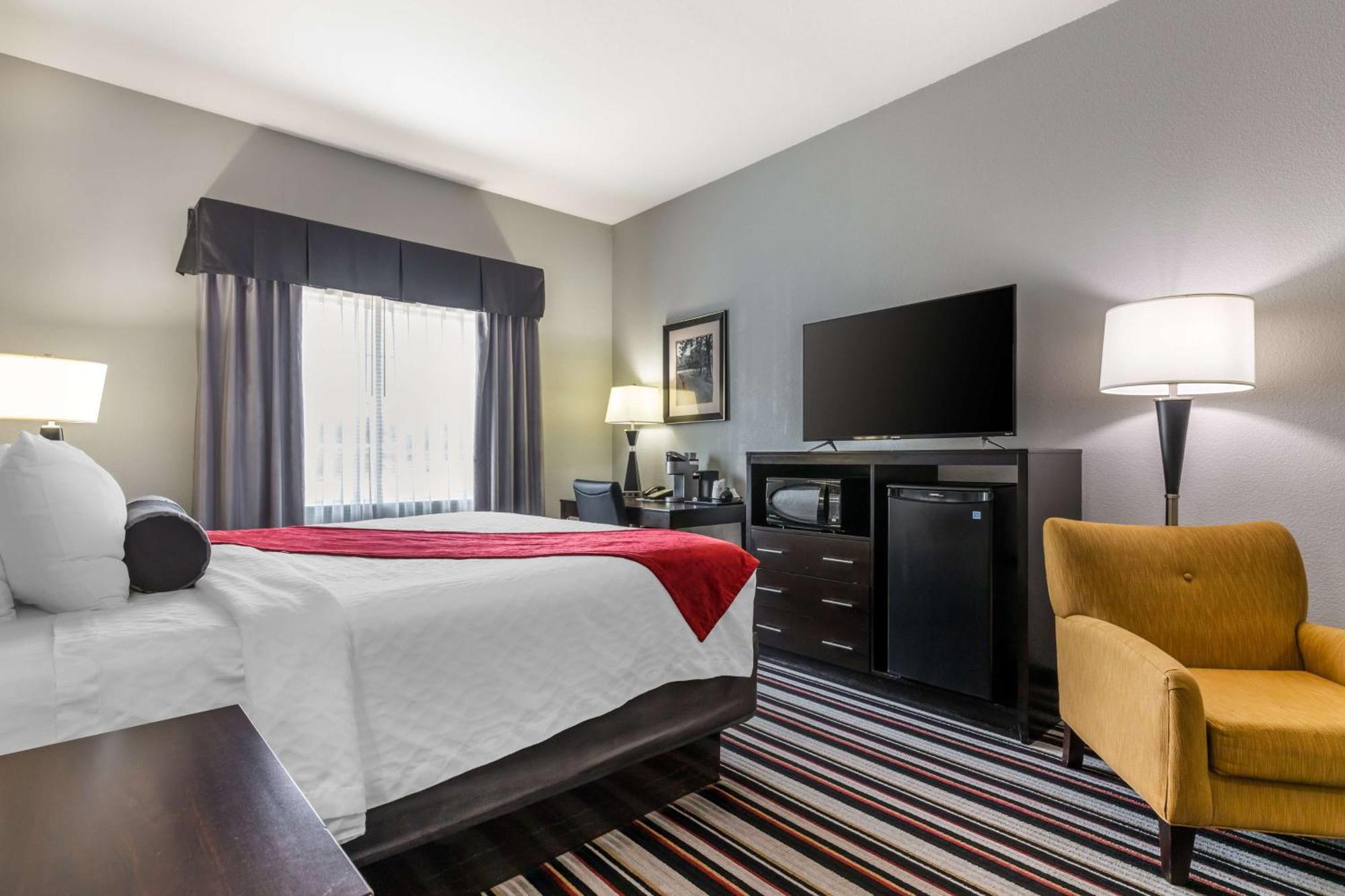 Best Western Plus Coweta'S 1St Hotel Buitenkant foto
