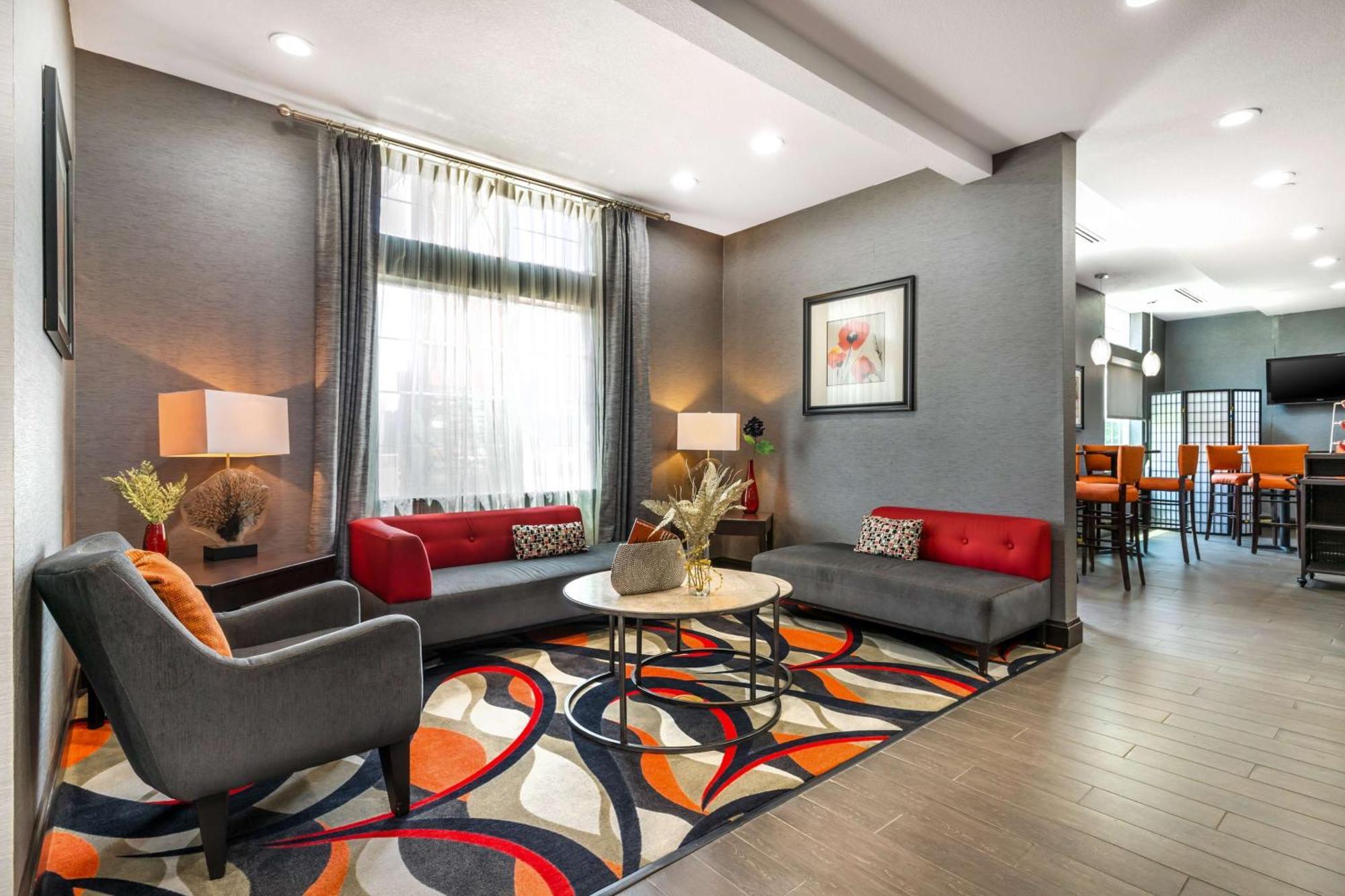 Best Western Plus Coweta'S 1St Hotel Buitenkant foto